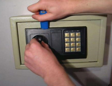 方城24小时上门开锁公司